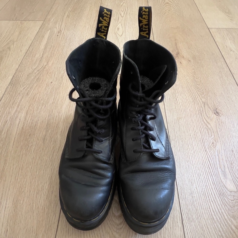 Dr. Martens Audrick 8-Eye Black Leather Boots Womens Size 8